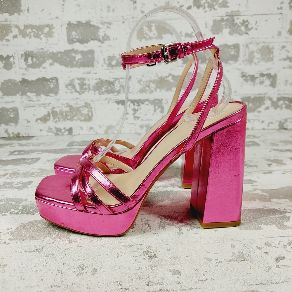 NEW bp Tavey Pink Strappy Barbie Buckle Ankle Strap Block Heels Sandals G346